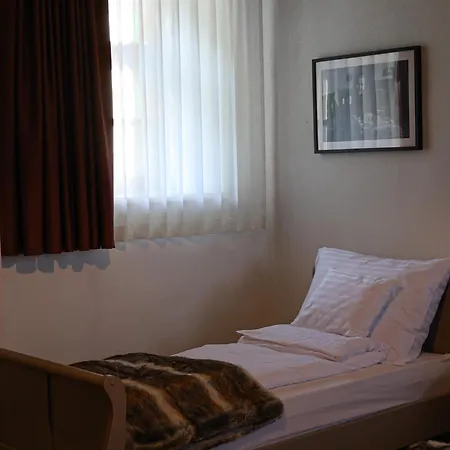 Bed & Breakfast Ugron Castle Fiatfalva *